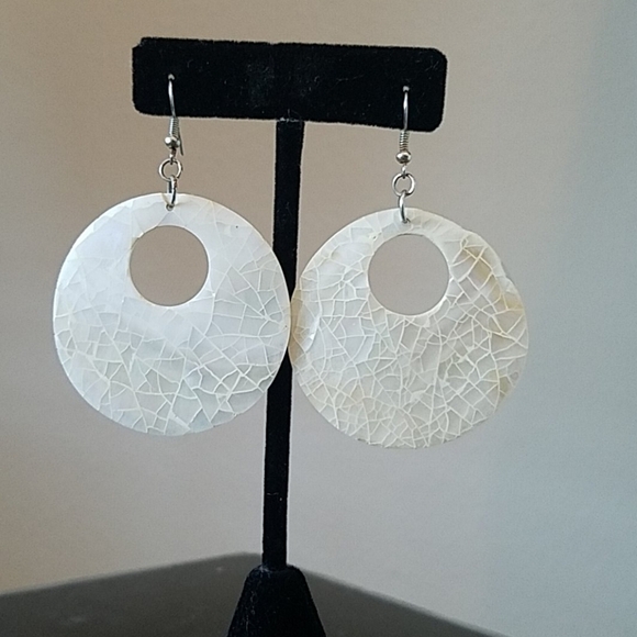 Large Alabaster Shell Circle Earrings - Picture 2 of 4